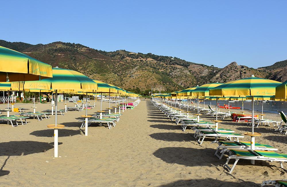 Hotel Riviera Azzurra Оливери Экстерьер фото